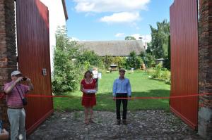 Eröffnung Kunstscheune die Hausherren Katrin & Jan
