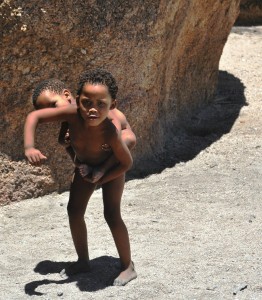 2009.10_Namibia_San Dorf_3